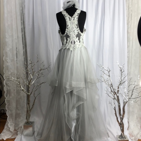 Gorgeous lace ruffles prom dress - Picture 5 of 8